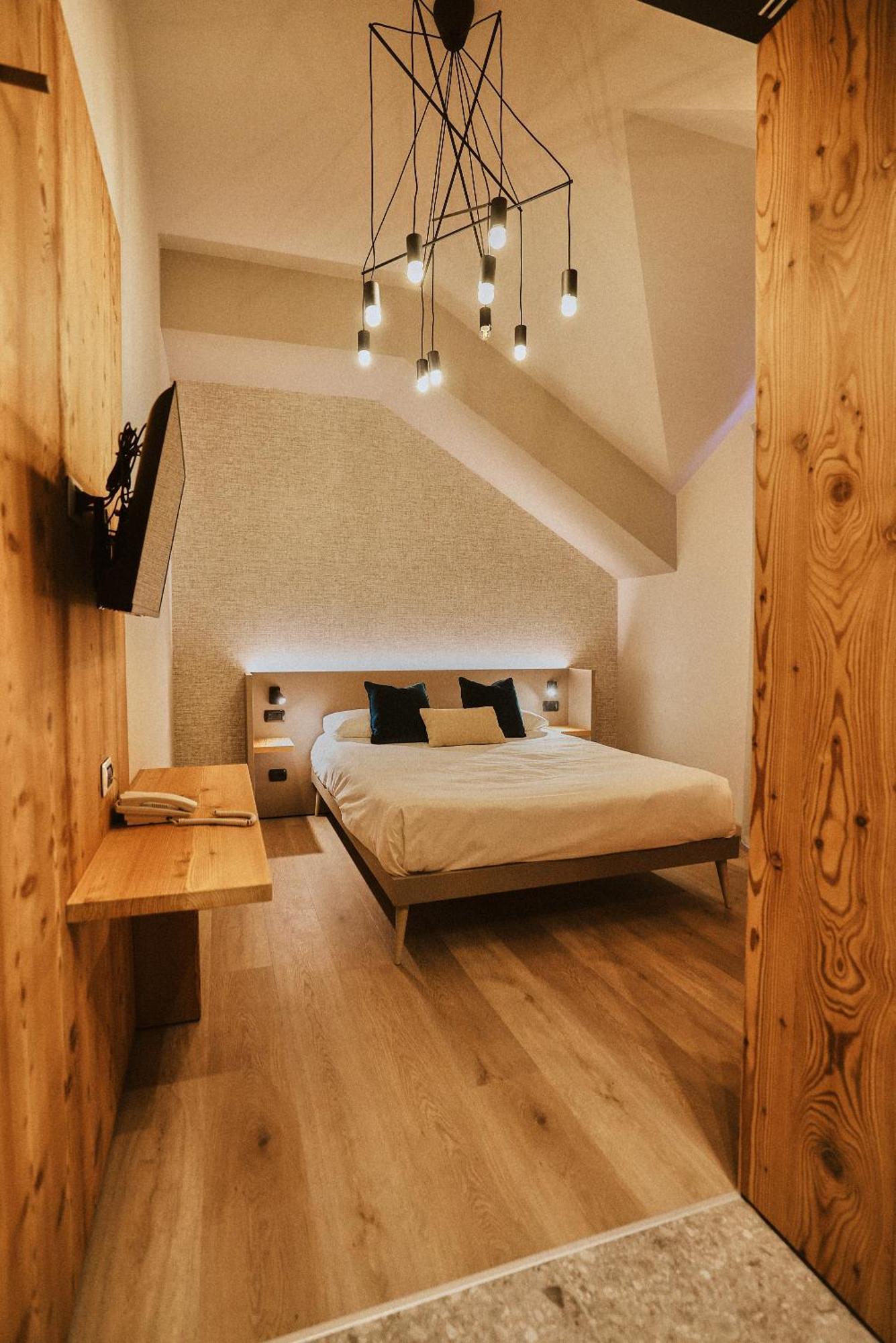 Albergo Meuble Vecchio Scarpone Baceno Eksteriør billede